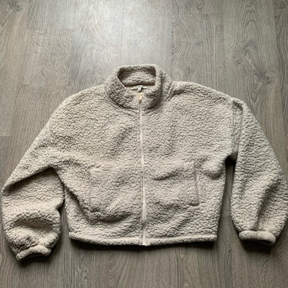 Express Cropped Sherpa jacket with pockets